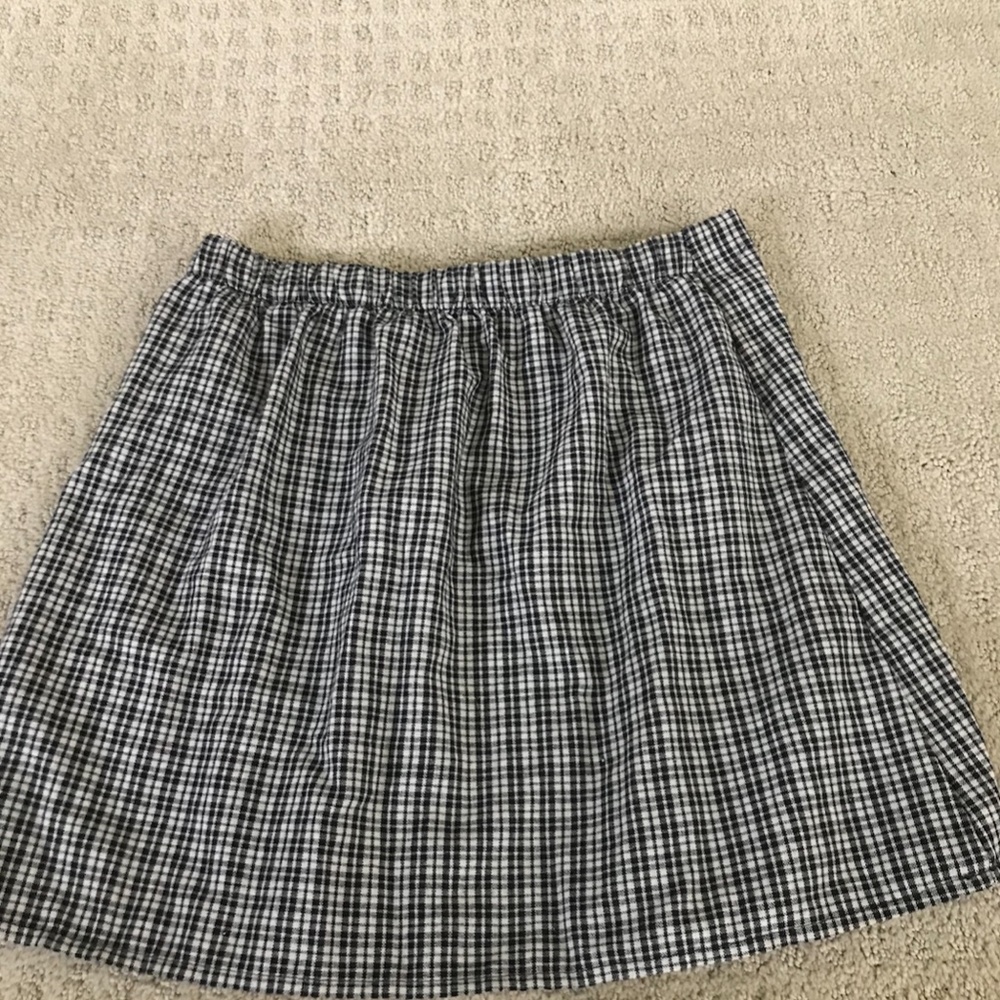 Mini Skirt - Picture 2 of 2